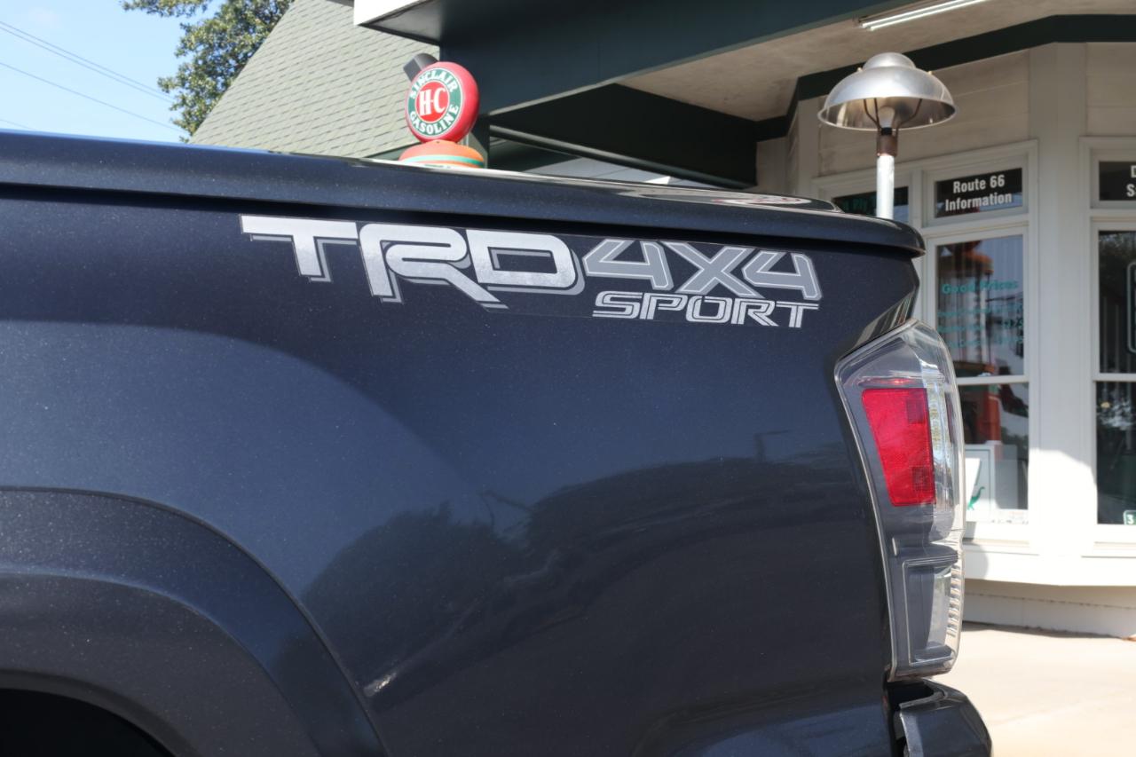 Toyota Tacoma TRD Off Road Double Cab 6' Bed V6 4x4 AT (Natl) 2020