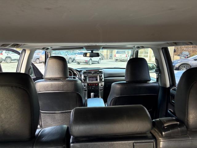 Toyota 4Runner 4WD 4dr V6 Limited (Natl) 2012