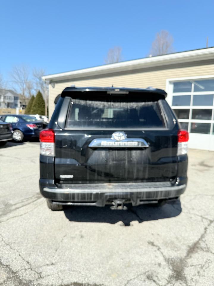 Toyota 4Runner 4WD 4dr V6 Limited (Natl) 2012