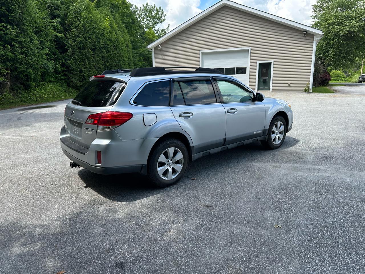 Subaru Outback 4dr Wgn H4 Auto 2.5i Limited 2012
