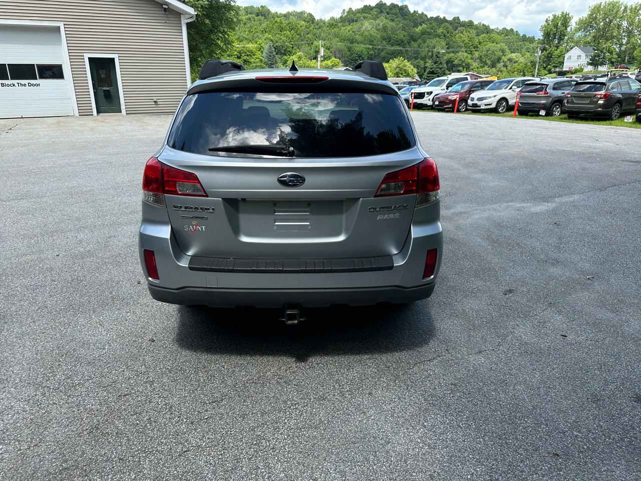 Subaru Outback 4dr Wgn H4 Auto 2.5i Limited 2012