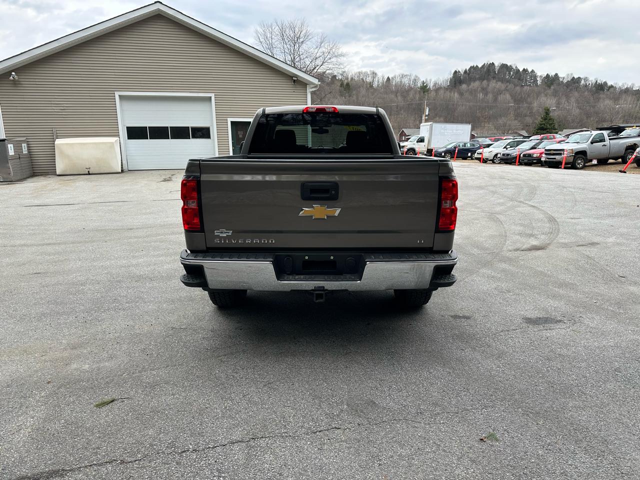 Chevrolet Silverado 1500 4WD Double Cab 143.5" LT w/1LT 2017