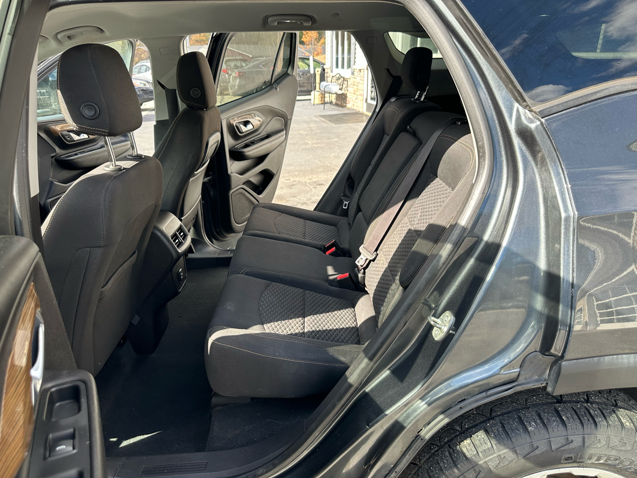 GMC Terrain AWD 4dr SLE 2018 GMC Terrain AWD 4dr SLE 2018