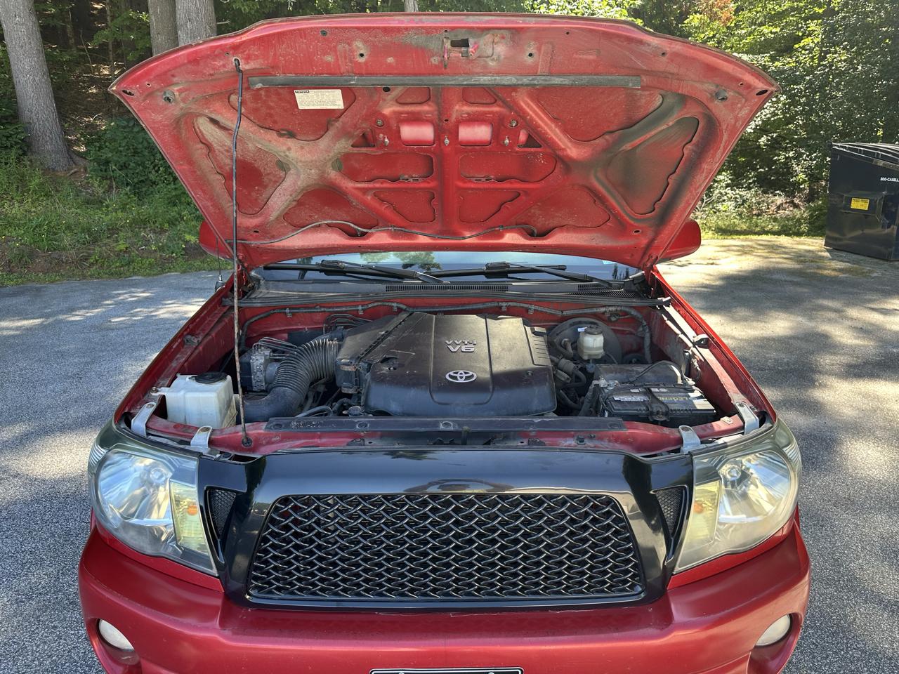 Toyota Tacoma 4WD Double LB V6 AT (Natl) 2010