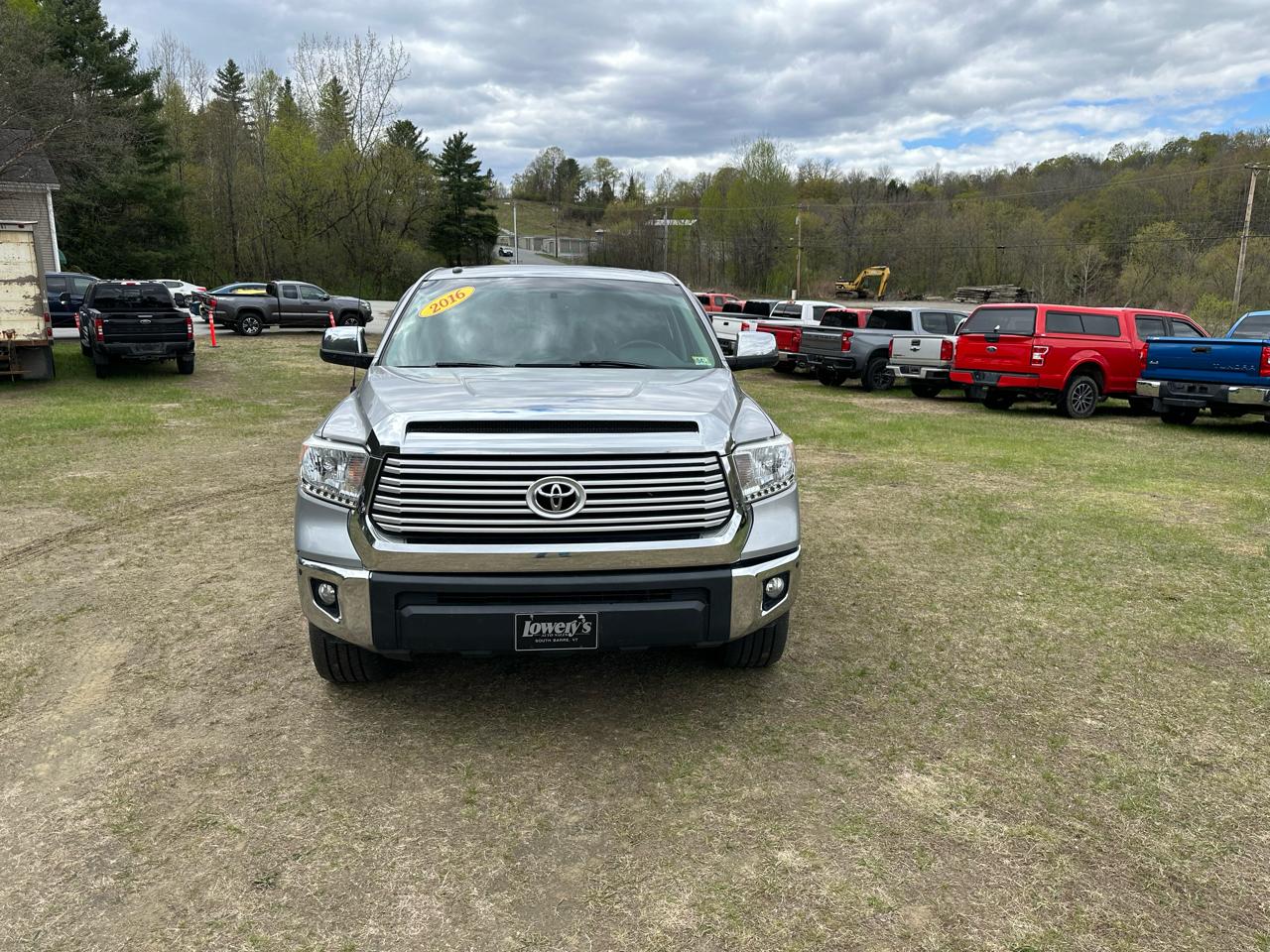 Toyota Tundra 4WD Truck CrewMax 5.7L V8 6-Spd AT LTD (Natl) 2016
