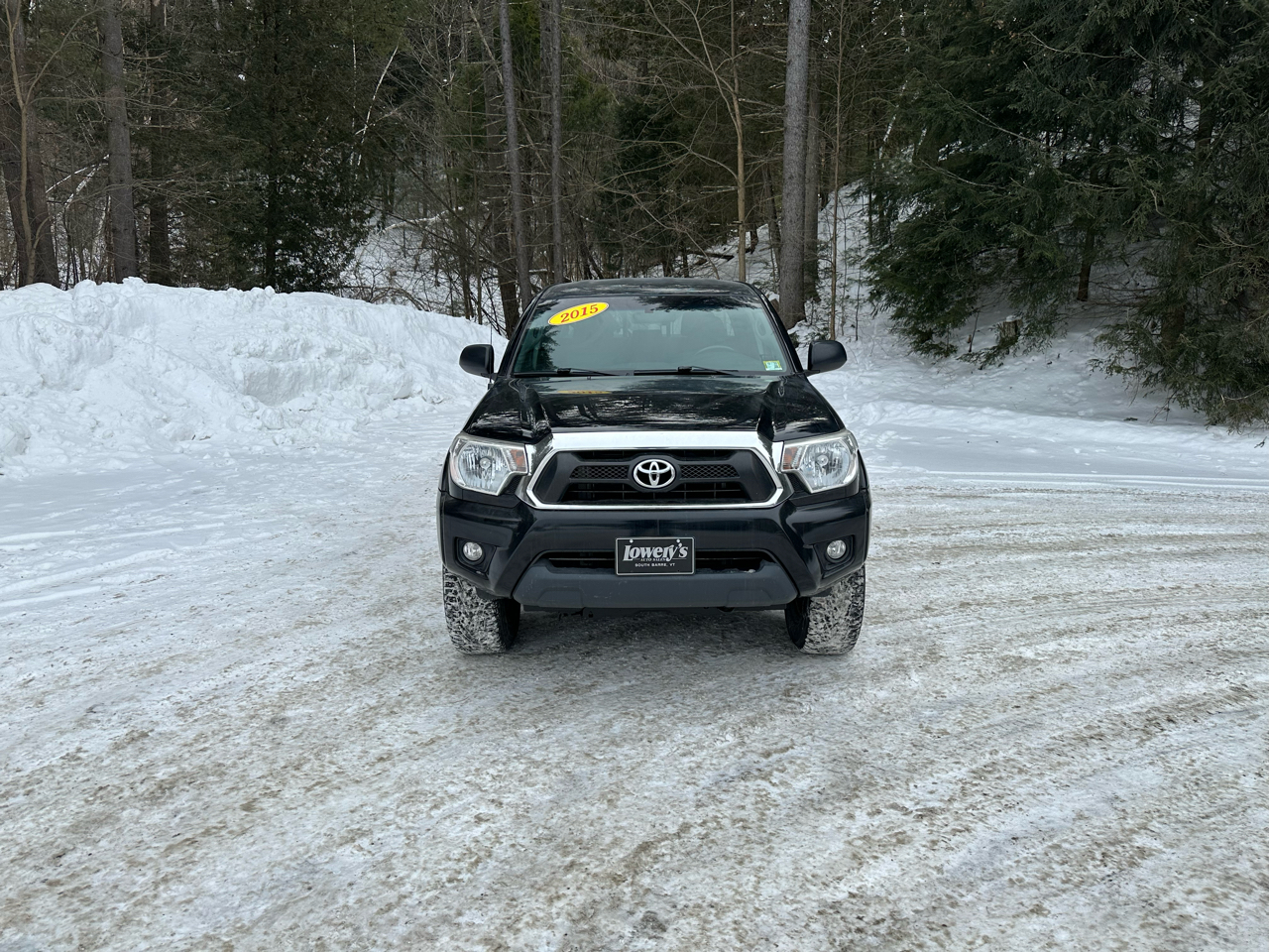 Toyota Tacoma 4WD Double Cab LB V6 AT (Natl) 2015