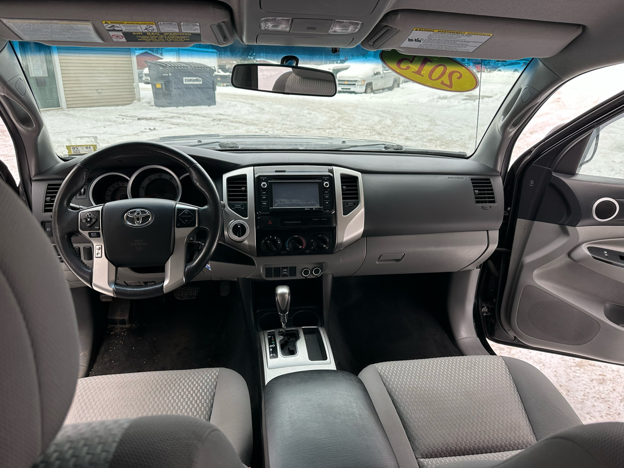 Toyota Tacoma 4WD Double Cab LB V6 AT (Natl) 2015