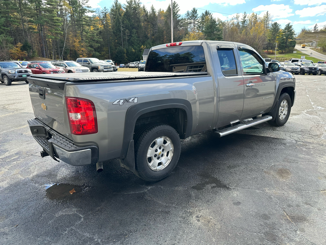 Chevrolet Silverado 1500 4WD Ext Cab 143.5" LT 2013 Chevrolet Silverado 1500 4WD Ext Cab 143.5" LT 2013