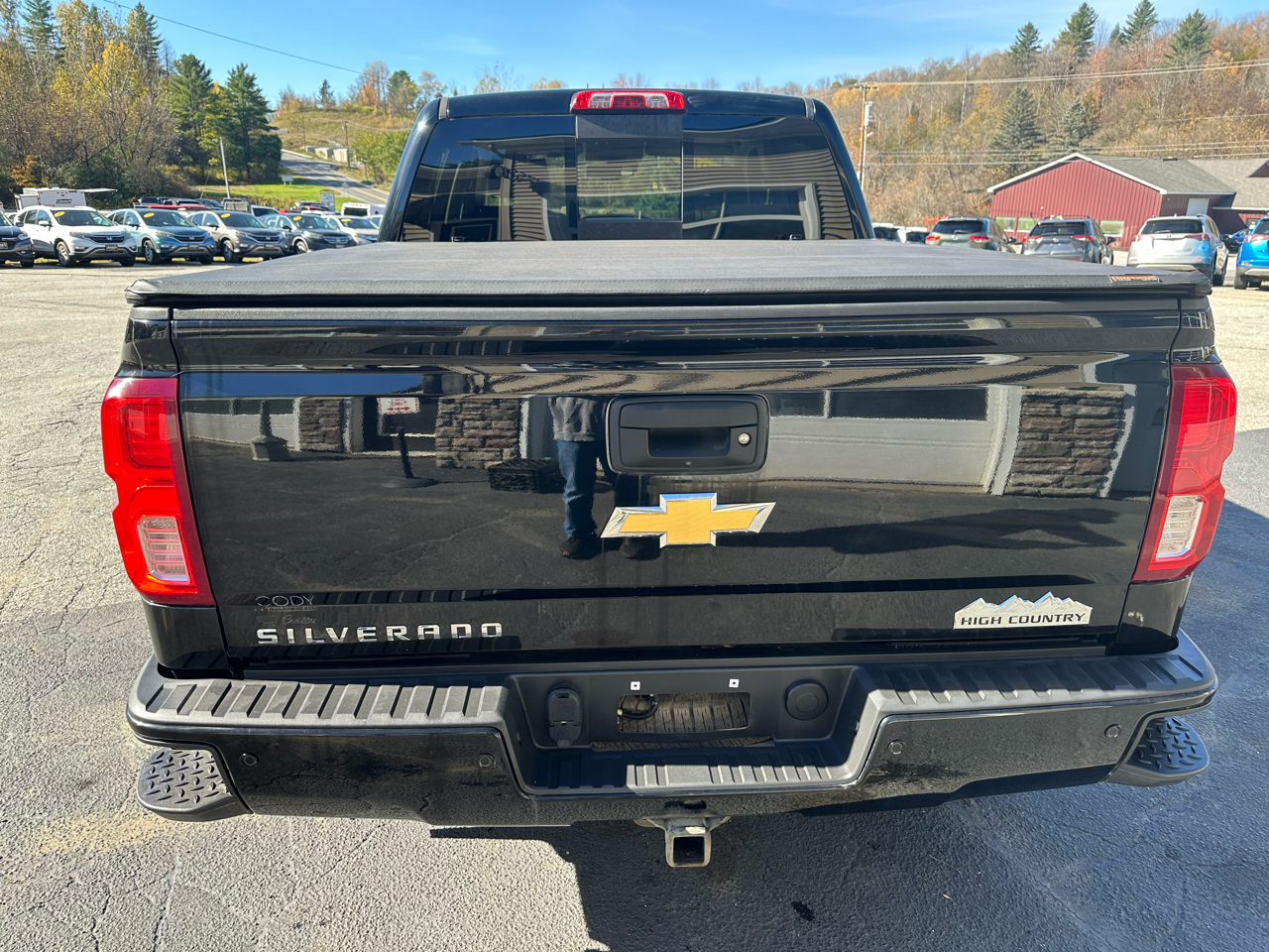 2016 Chevrolet Silverado 1500 High Country photo 3