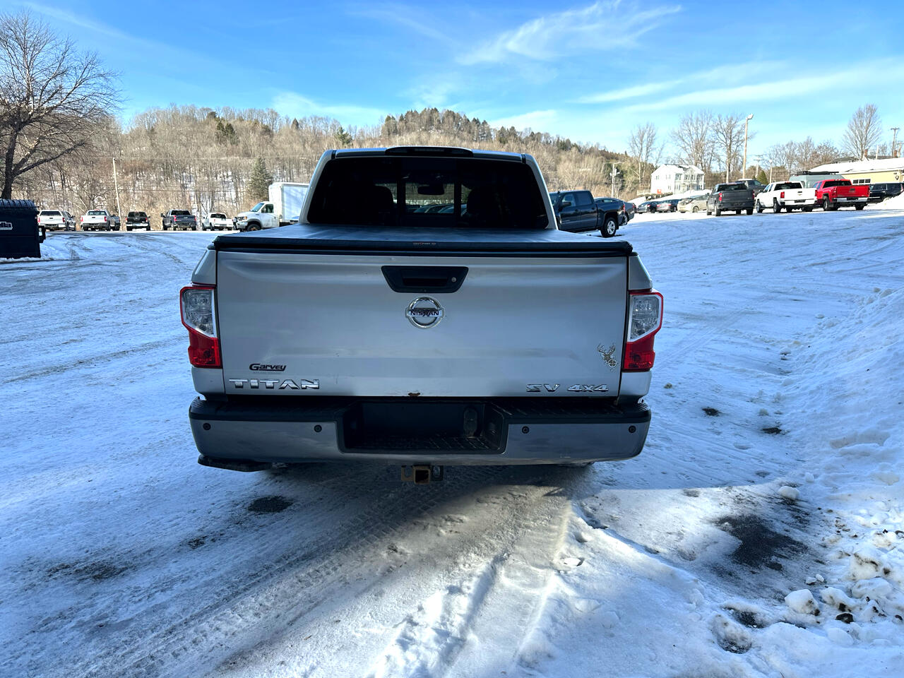 Nissan Titan 4x4 Crew Cab SV 2018