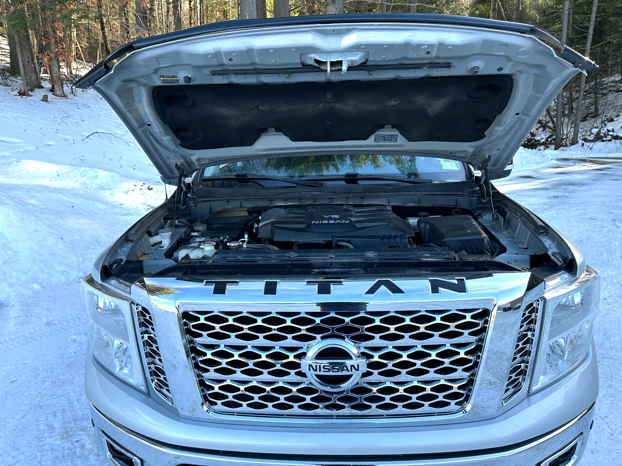 Nissan Titan 4x4 Crew Cab SV 2018