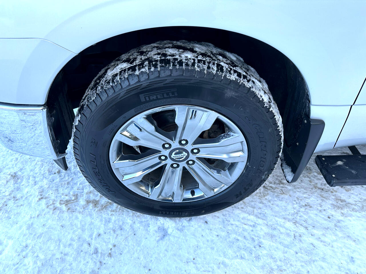 Nissan Titan 4x4 Crew Cab SV 2018