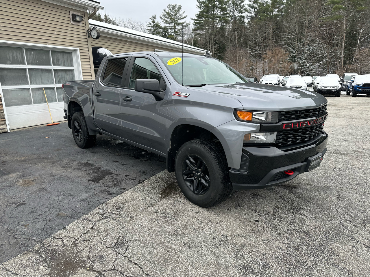 Chevrolet Silverado 1500 4WD Crew Cab 147" Custom Trail Boss 2021