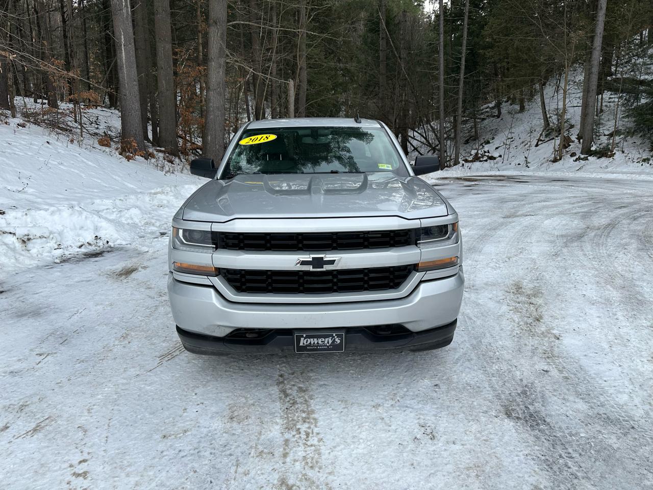 Chevrolet Silverado 1500 4WD Double Cab 143.5" Custom 2018