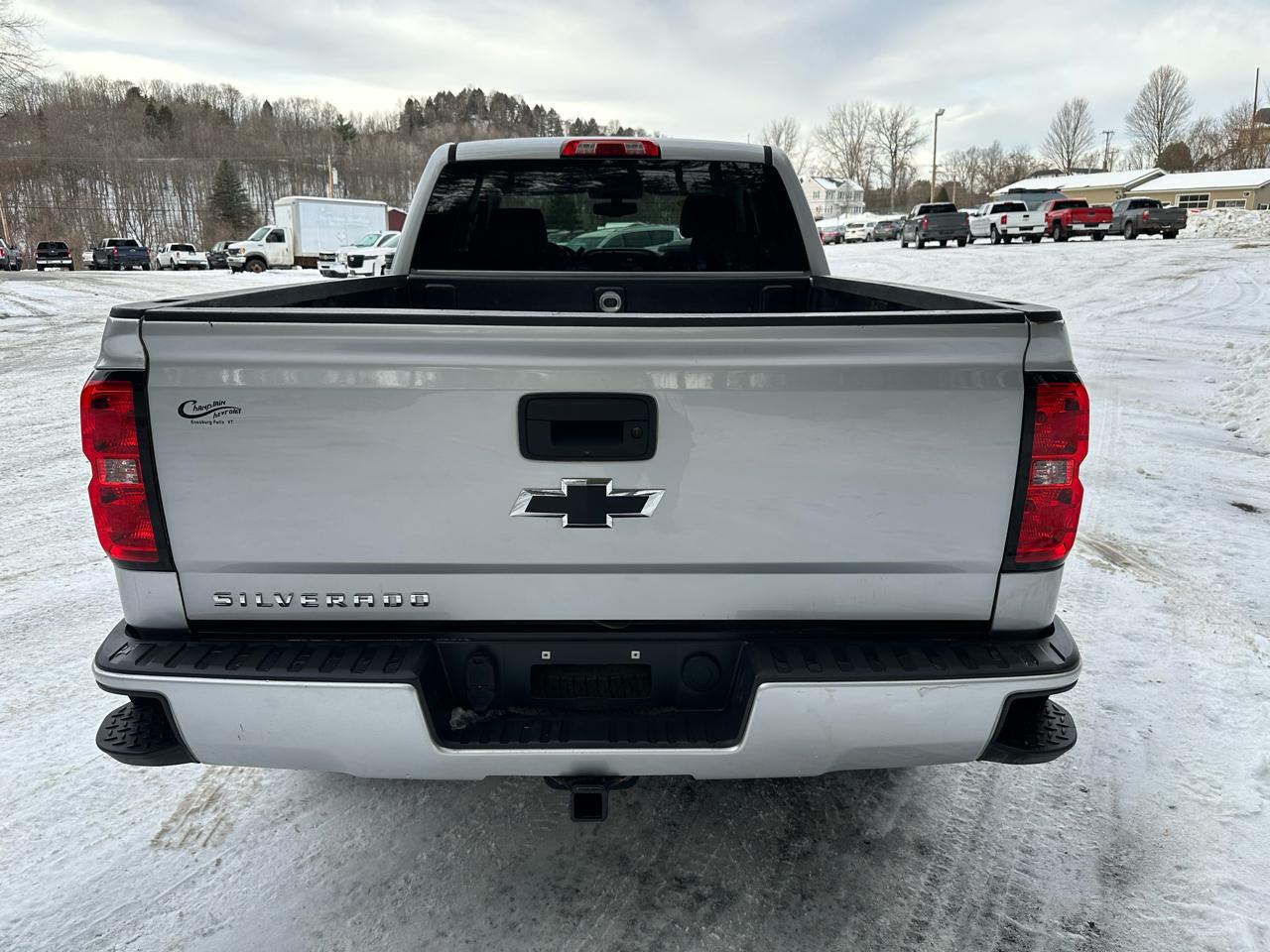 Chevrolet Silverado 1500 4WD Double Cab 143.5" Custom 2018