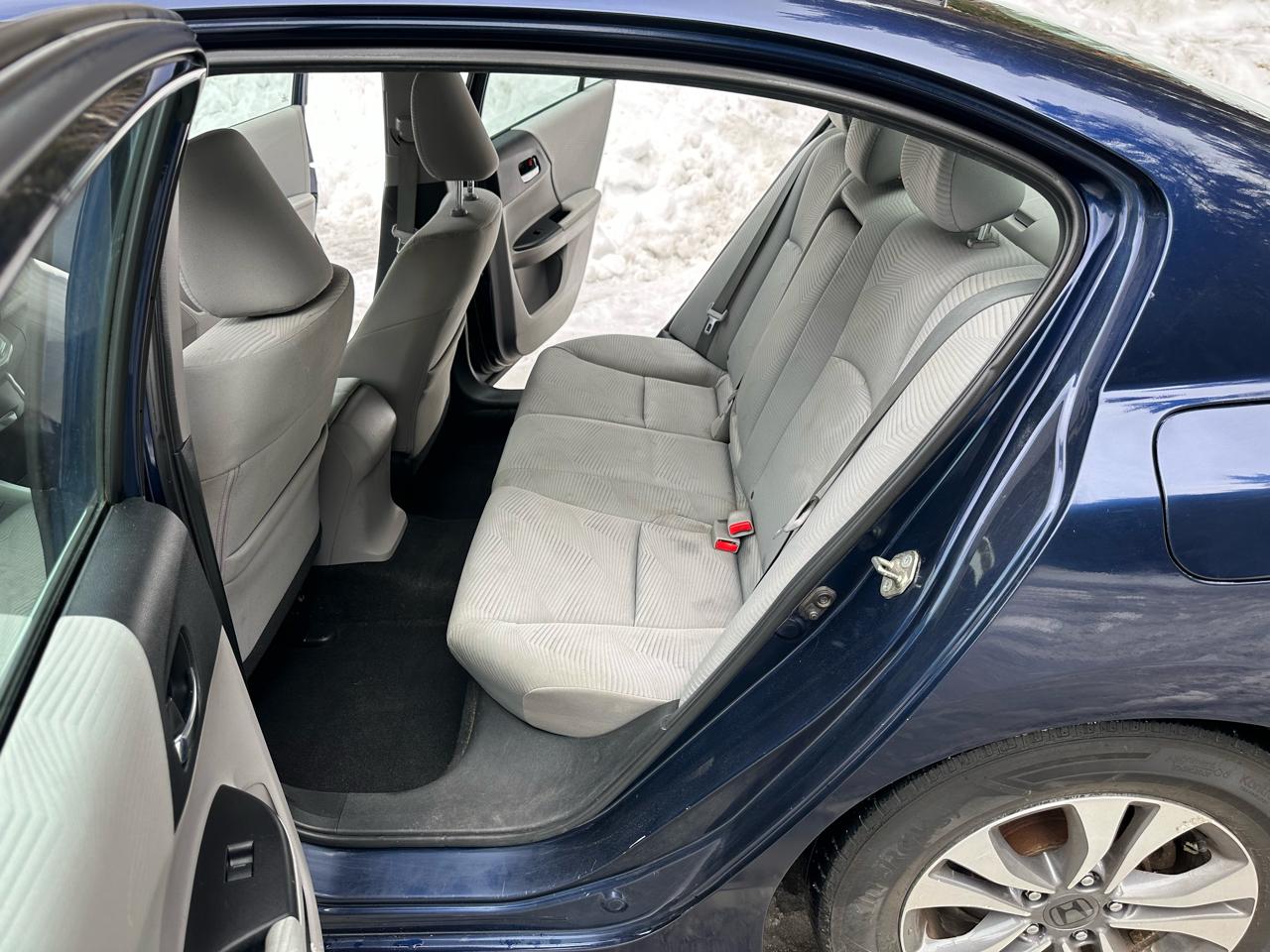 Honda Accord Sedan 4dr I4 CVT LX 2015