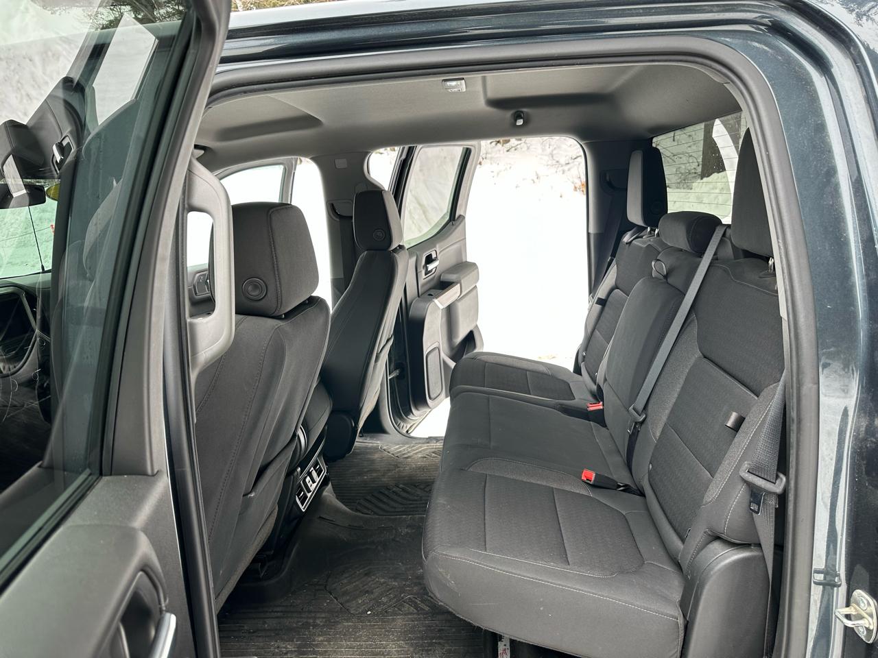 Chevrolet Silverado 1500 4WD Crew Cab 147" RST 2020