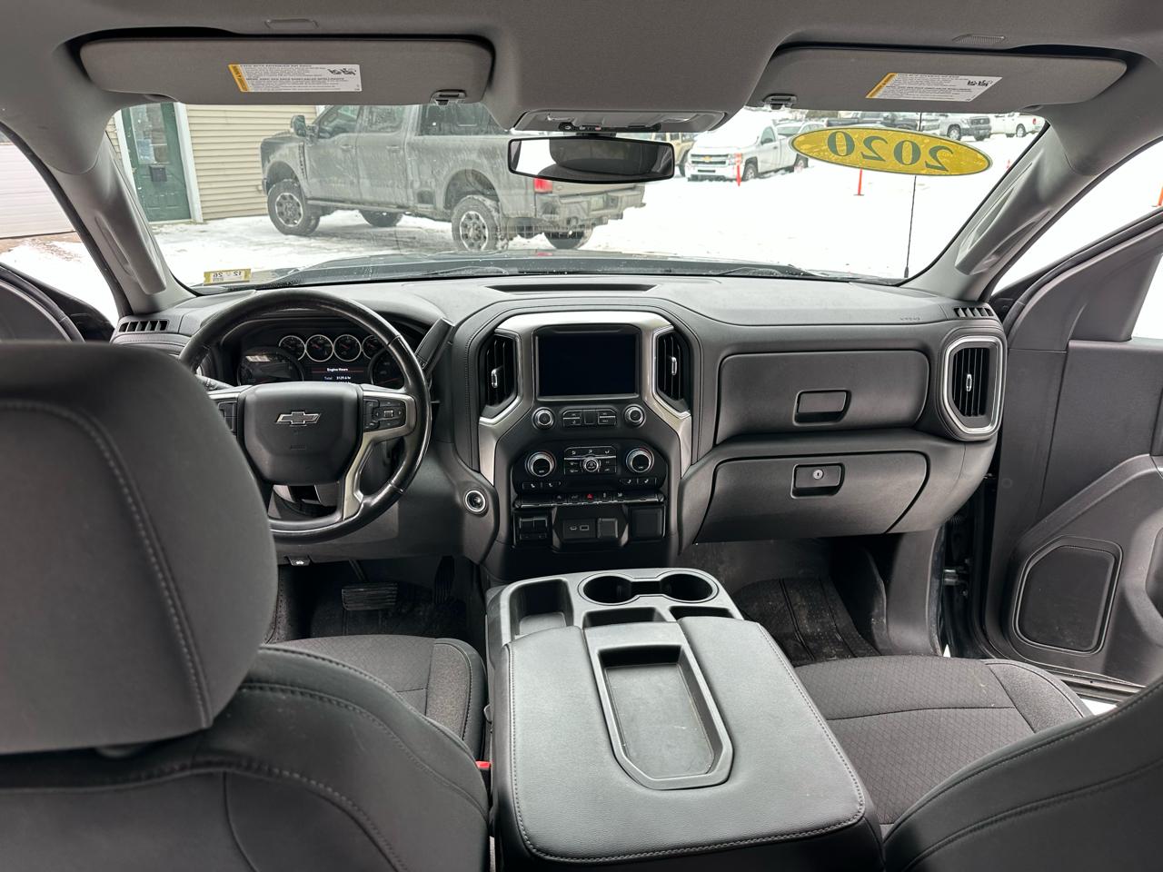 Chevrolet Silverado 1500 4WD Crew Cab 147" RST 2020