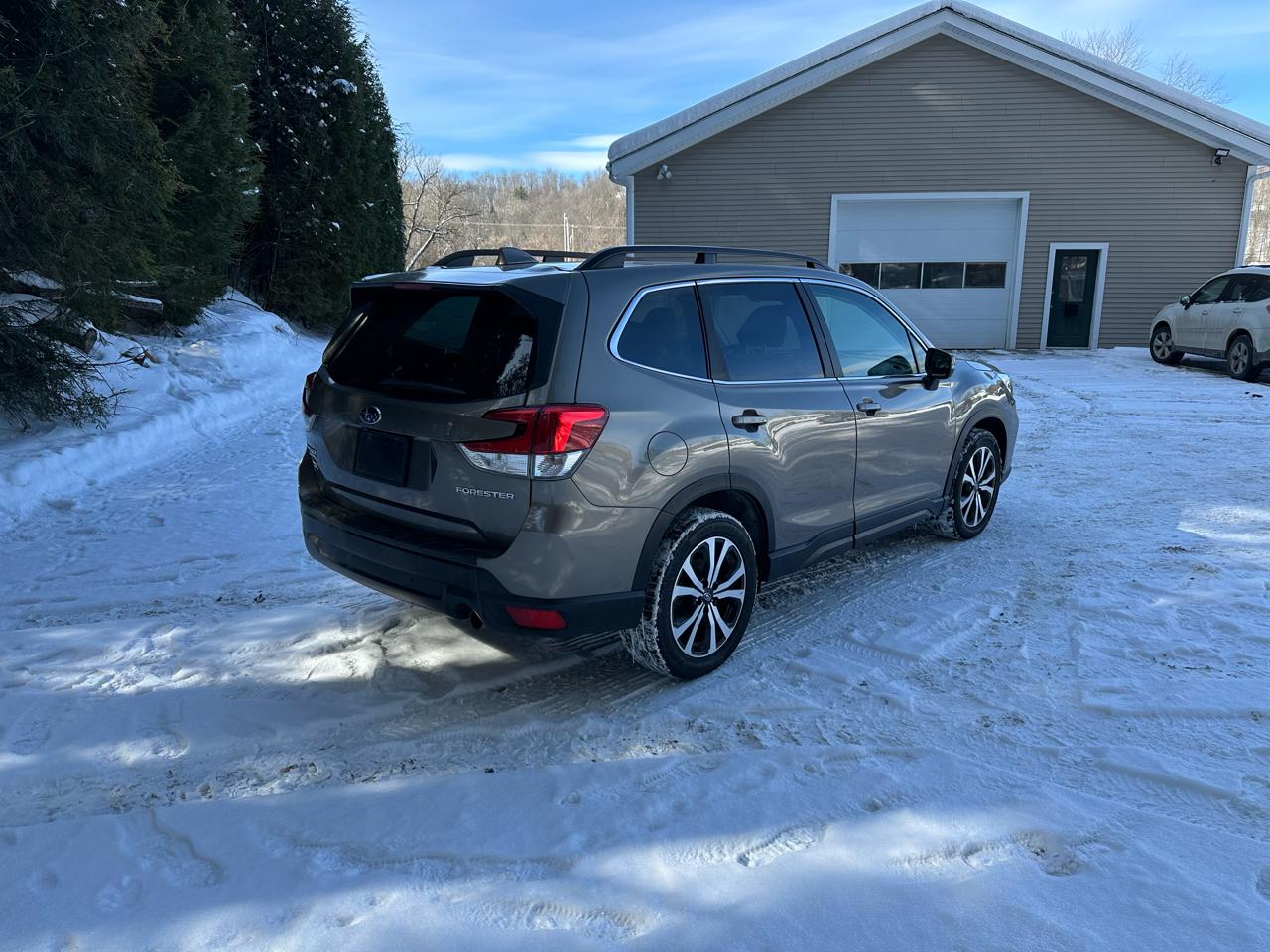 Subaru Forester Limited CVT 2020