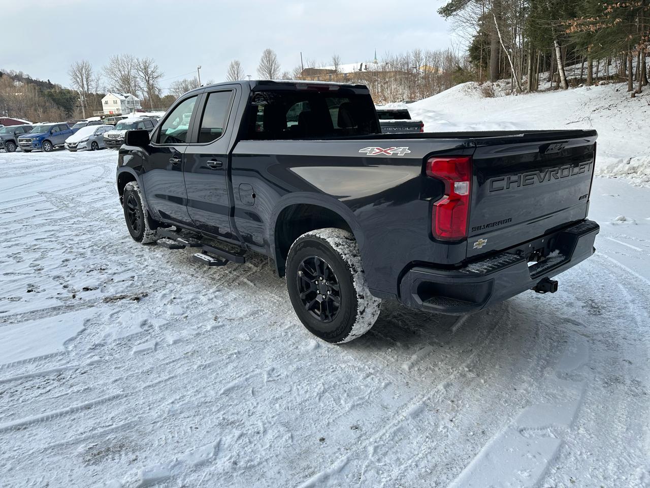 Chevrolet Silverado 1500 4WD Double Cab 147" RST 2022