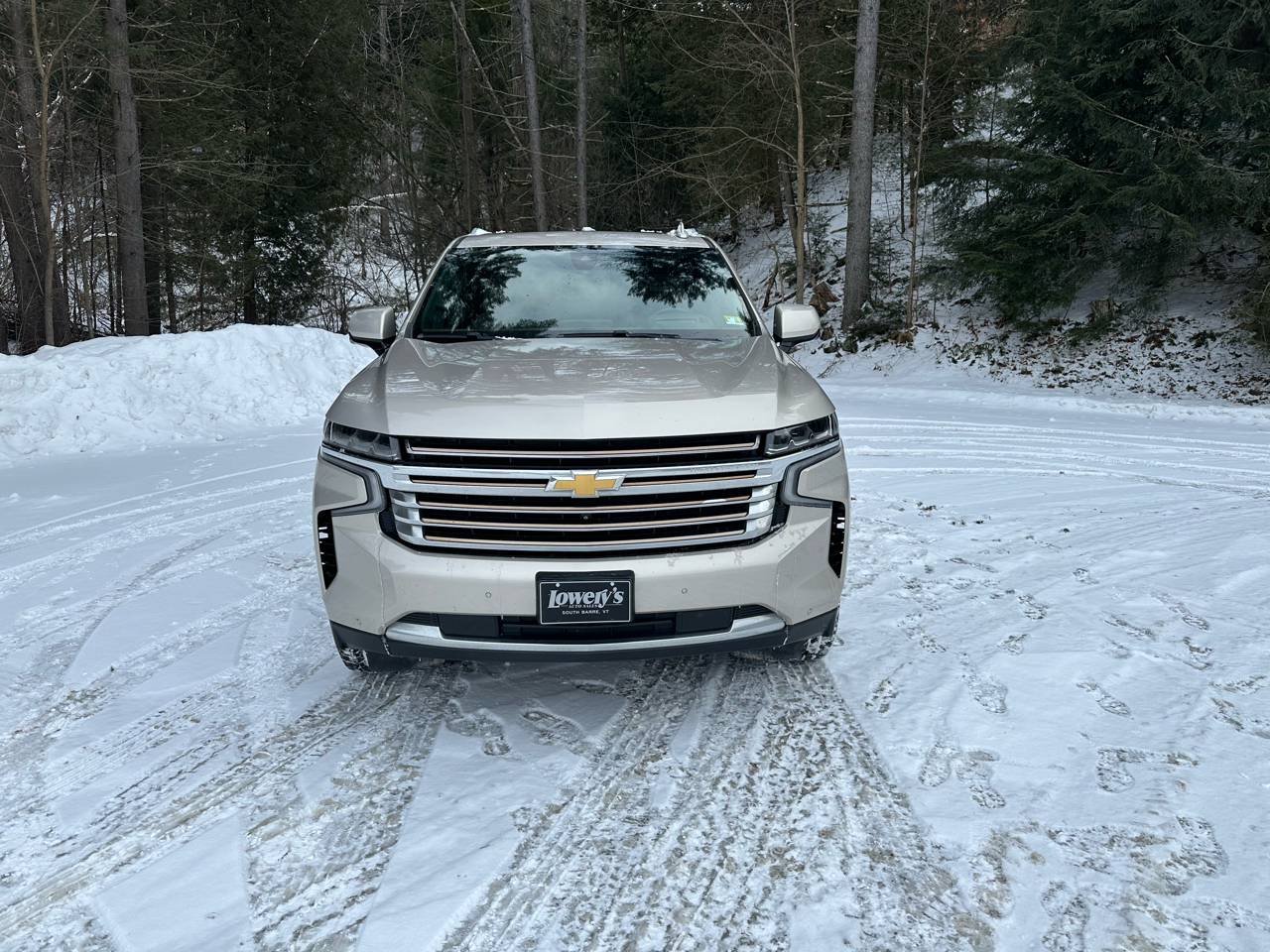 Chevrolet Tahoe 4WD 4dr High Country 2021