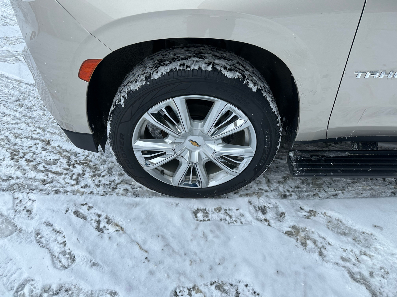 Chevrolet Tahoe 4WD 4dr High Country 2021