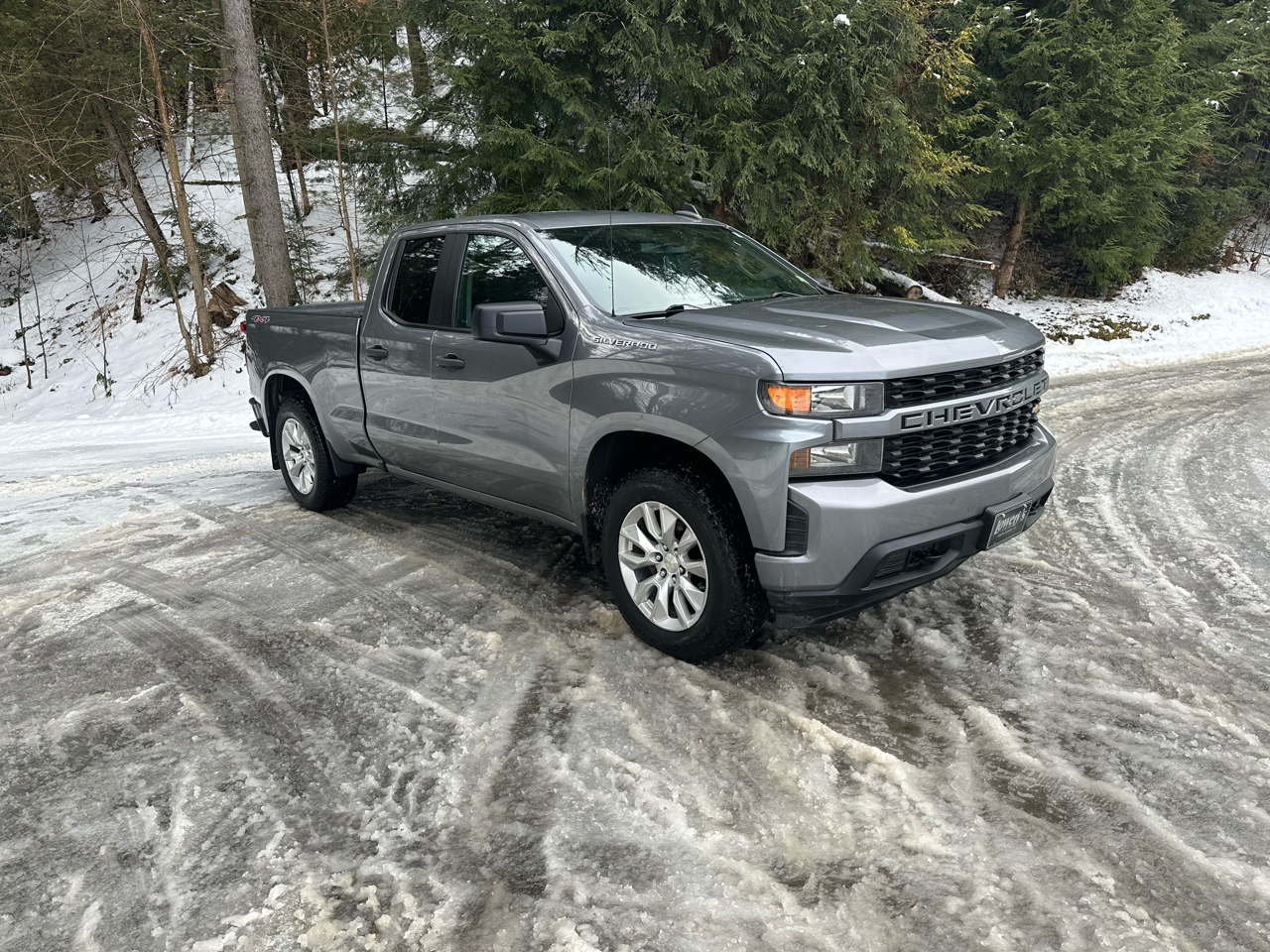Chevrolet Silverado 1500 4WD Double Cab 147" Custom 2020