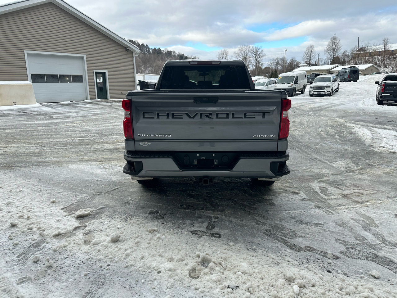 Chevrolet Silverado 1500 4WD Double Cab 147" Custom 2020