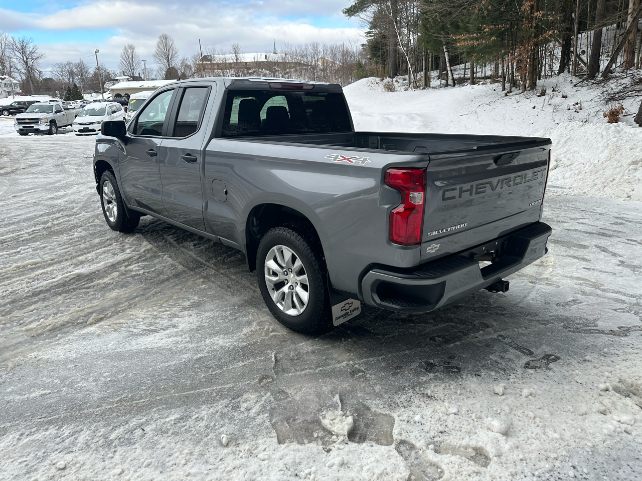 Chevrolet Silverado 1500 4WD Double Cab 147" Custom 2020