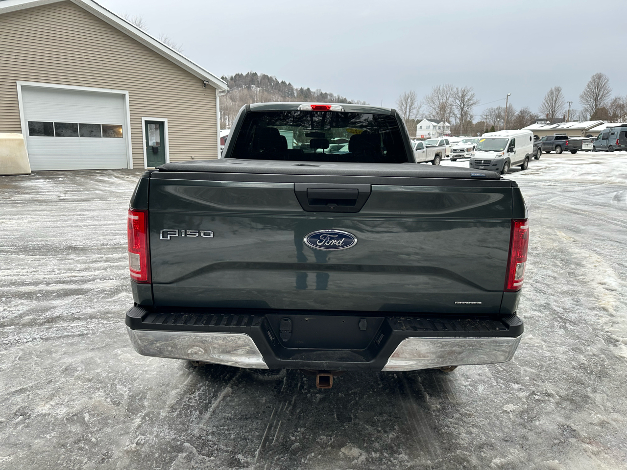 Ford F-150 4WD SuperCab 145" XLT 2015