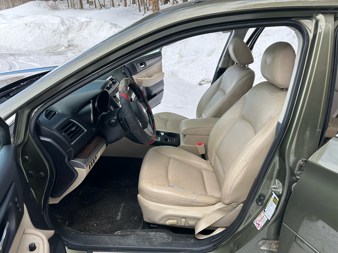 Subaru Outback 4dr Wgn 2.5i Limited PZEV 2015