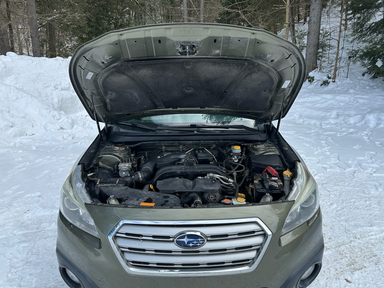 Subaru Outback 4dr Wgn 2.5i Limited PZEV 2015