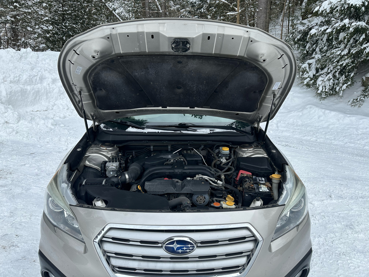 Subaru Outback 4dr Wgn 2.5i Limited PZEV 2015