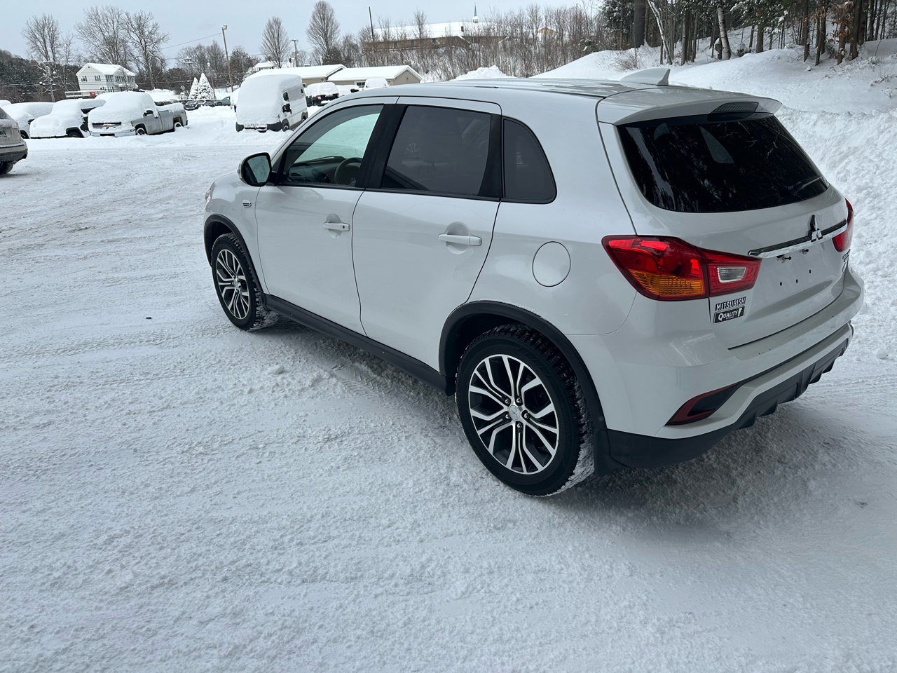 Mitsubishi Outlander Sport ES 2.0 AWC CVT 2019