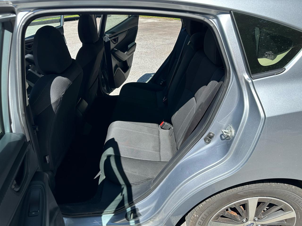 Subaru Impreza Premium 5-door CVT 2022