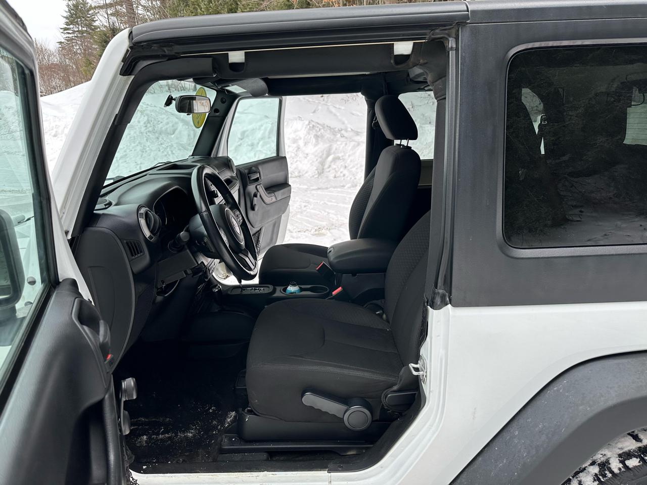 Jeep Wrangler 4WD 2dr Willys Wheeler 2016