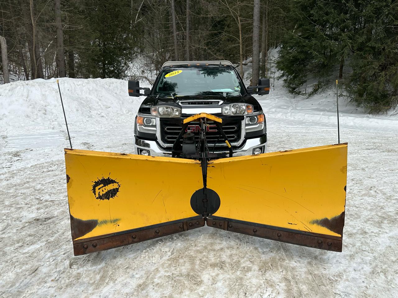 GMC Sierra 3500HD 4WD Reg Cab 137.5" WB, 59.06" CA SLE 2018