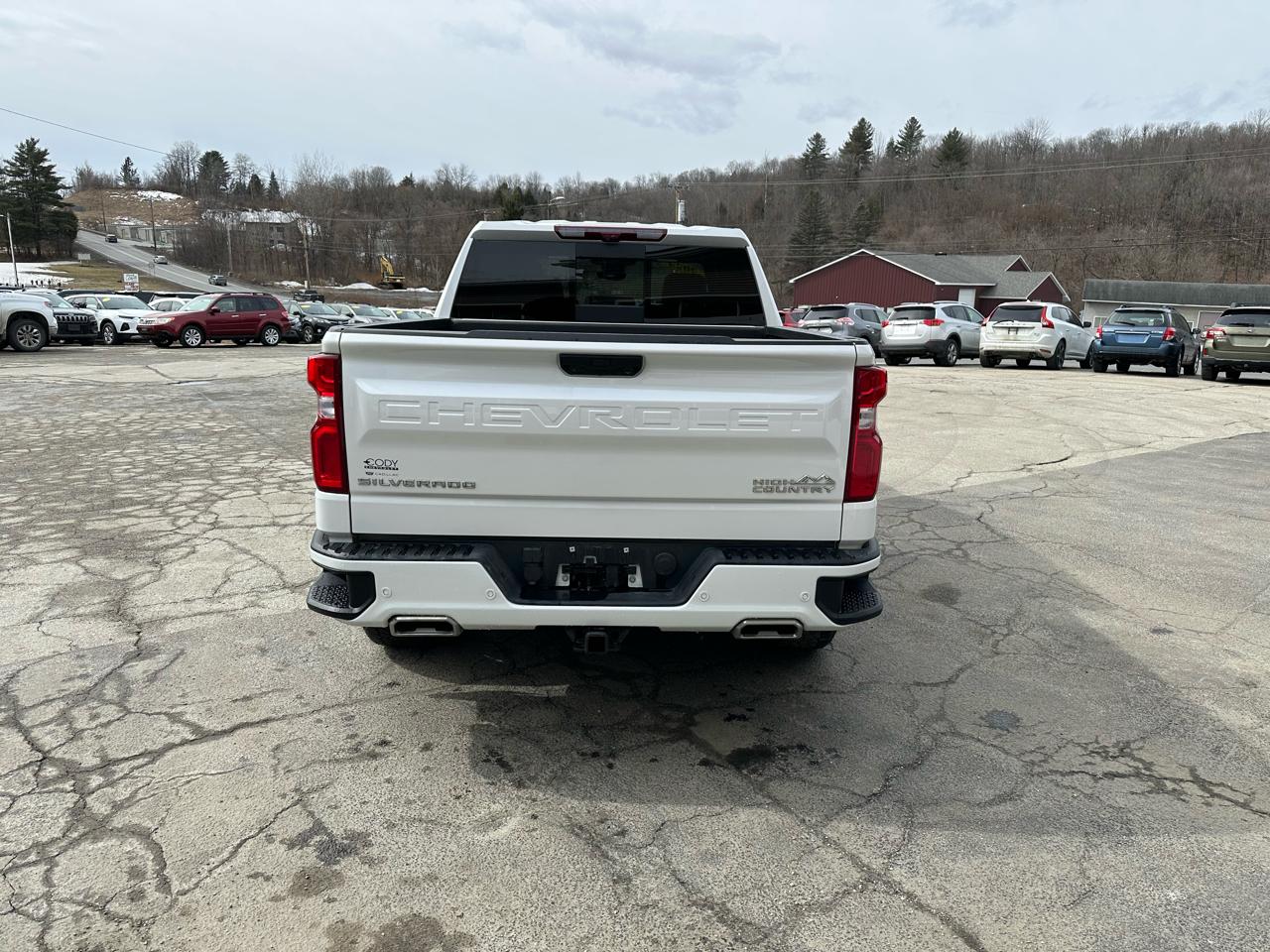 Chevrolet Silverado 1500 4WD Crew Cab 147" High Country 2024