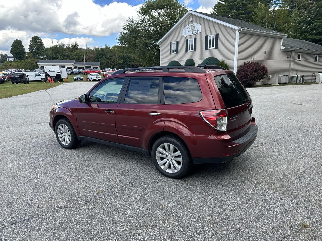 Subaru Forester 4dr Auto 2.5X Premium 2012