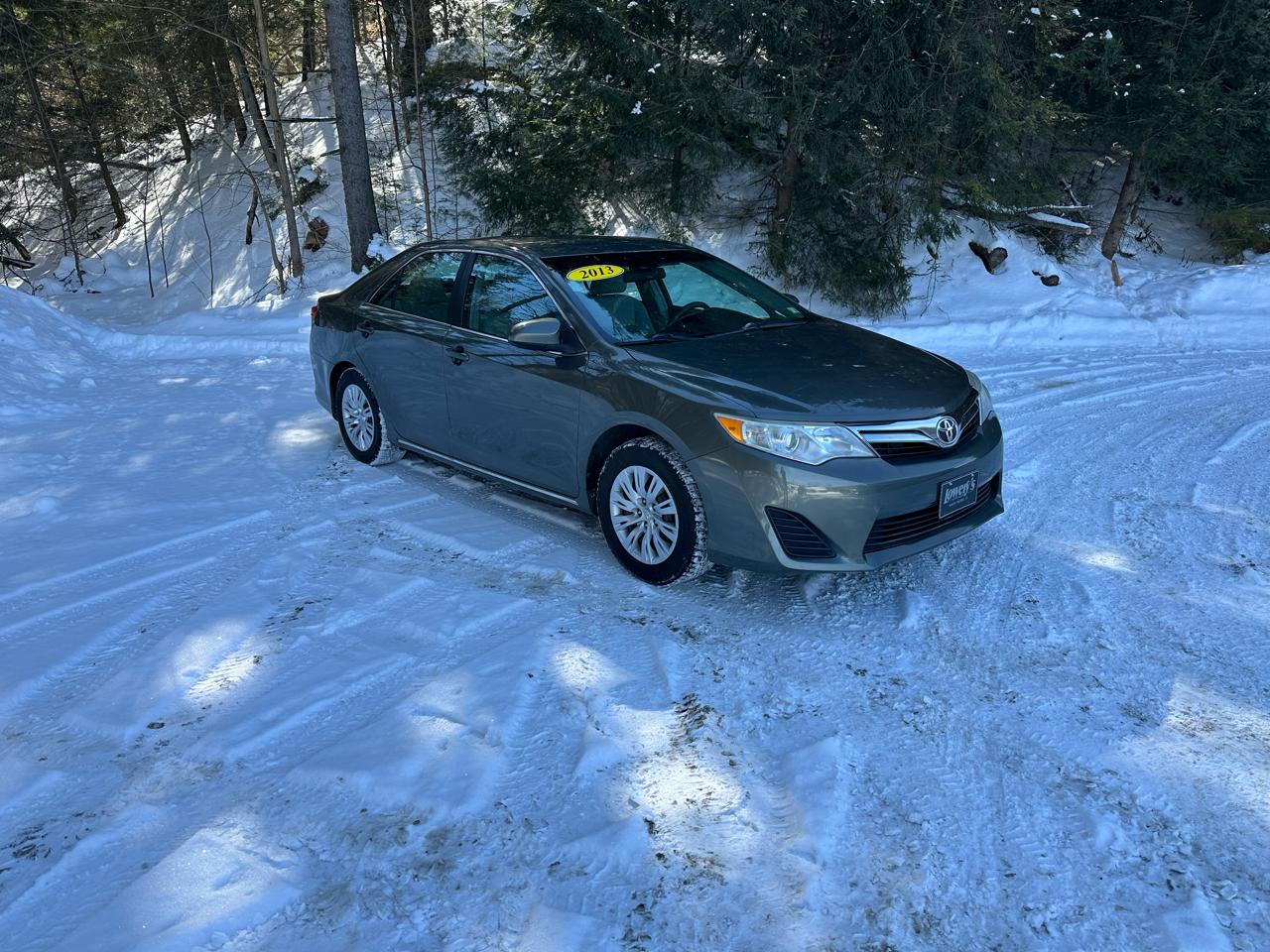Toyota Camry 4dr Sdn I4 Auto XLE (Natl) 2013