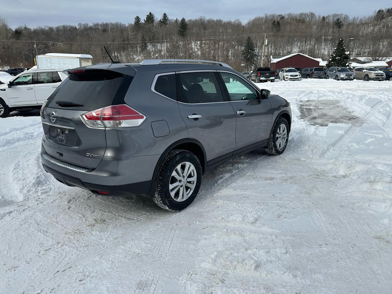 Nissan Rogue AWD 4dr SV 2016