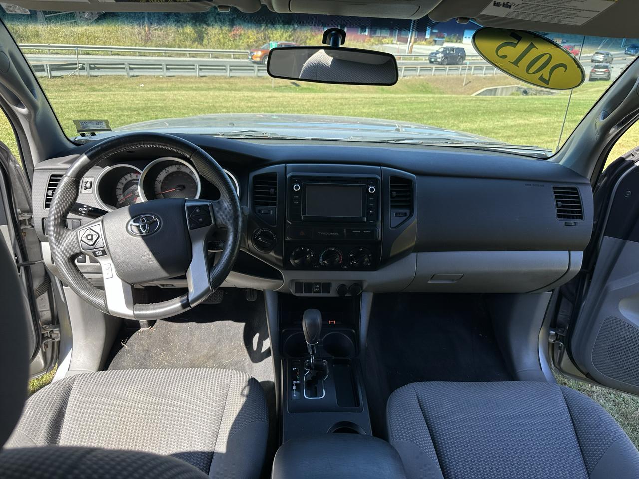 Toyota Tacoma 4WD Access Cab I4 AT (Natl) 2015