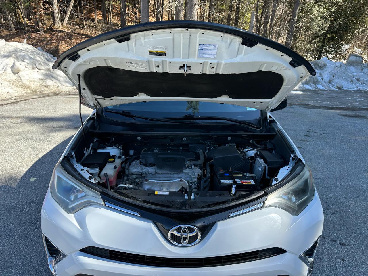 Toyota RAV4 AWD 4dr LE (Natl) 2016