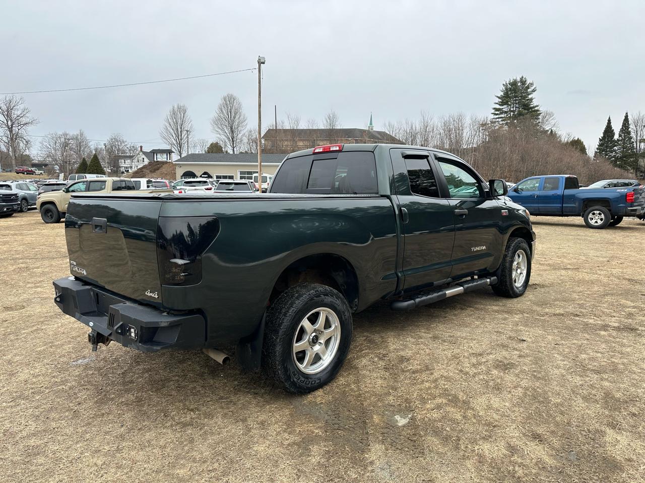 Toyota Tundra 4WD Truck Dbl 5.7L V8 6-Spd AT (Natl) 2008