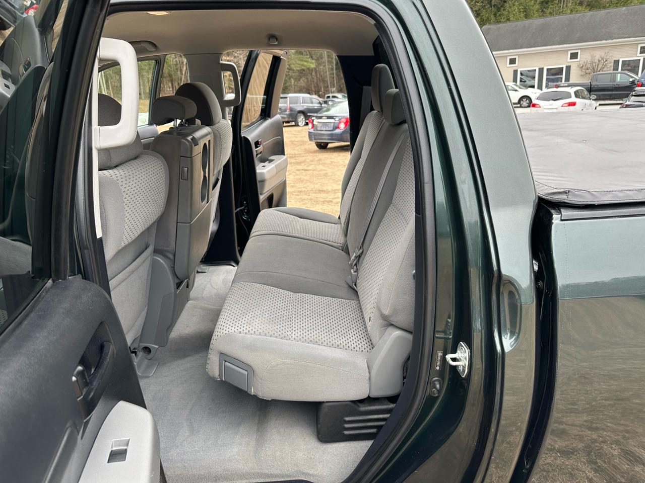 Toyota Tundra 4WD Truck Dbl 5.7L V8 6-Spd AT (Natl) 2008