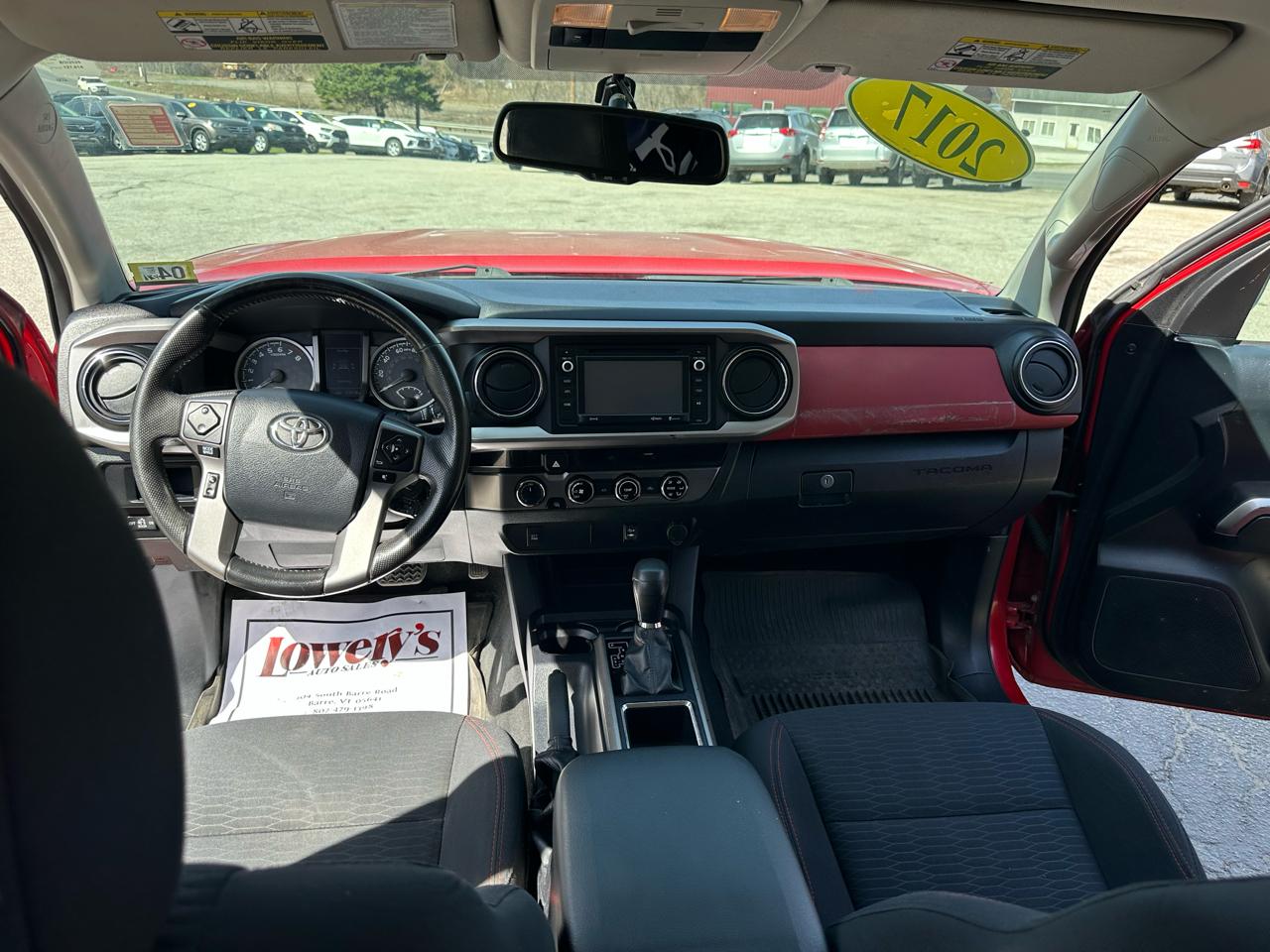 Toyota Tacoma 4WD Double Cab V6 AT SR5 (Natl) 2017