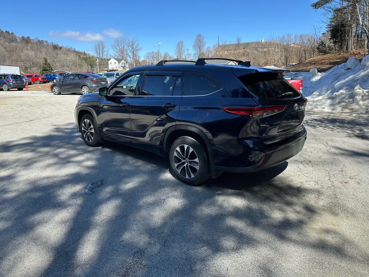 Toyota Highlander XLE AWD (Natl) 2020