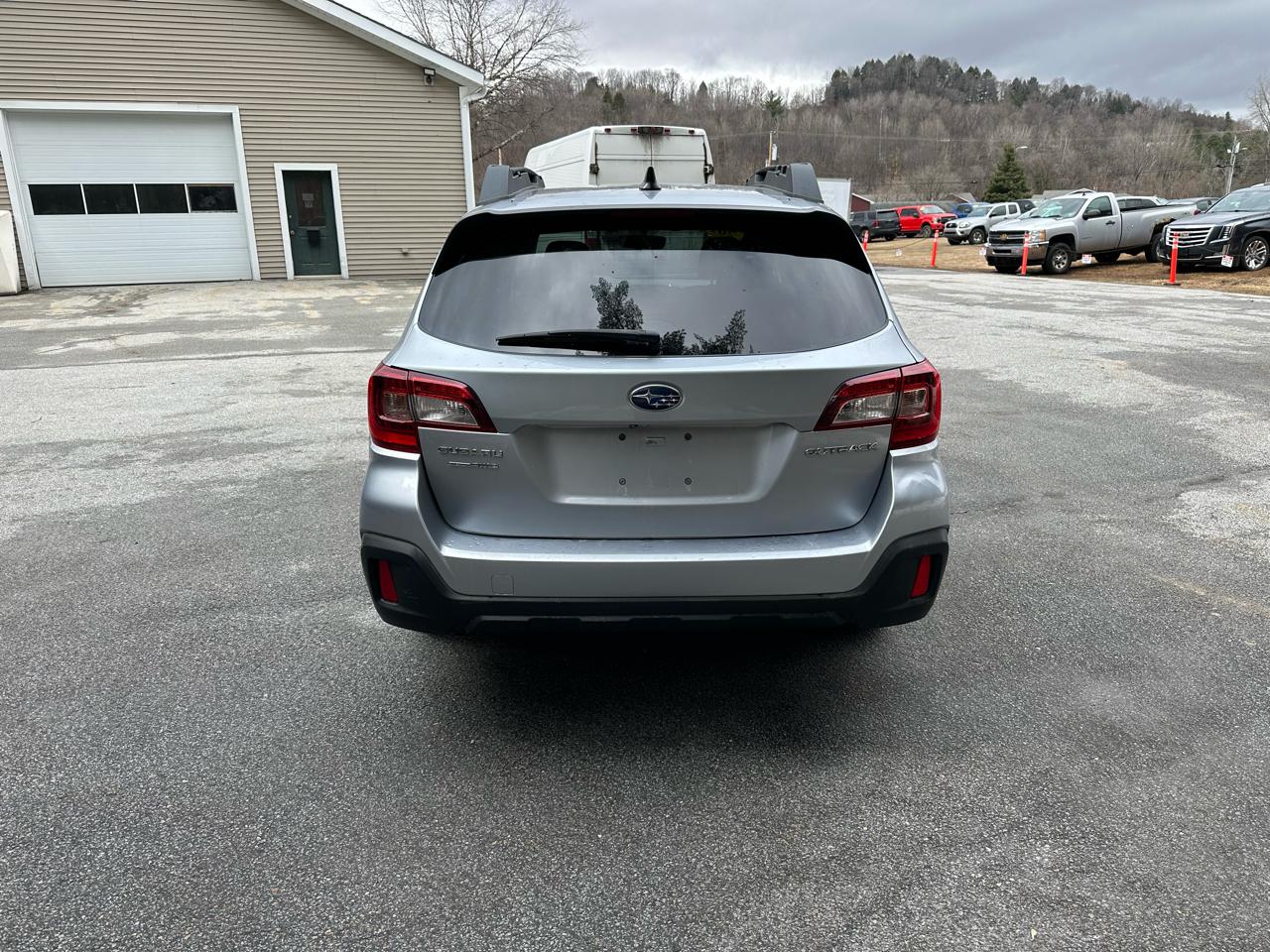 Subaru Outback 2.5i Premium 2019