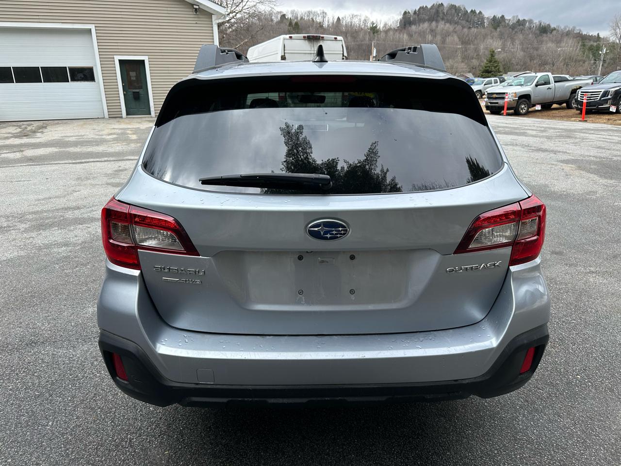 Subaru Outback 2.5i Premium 2019