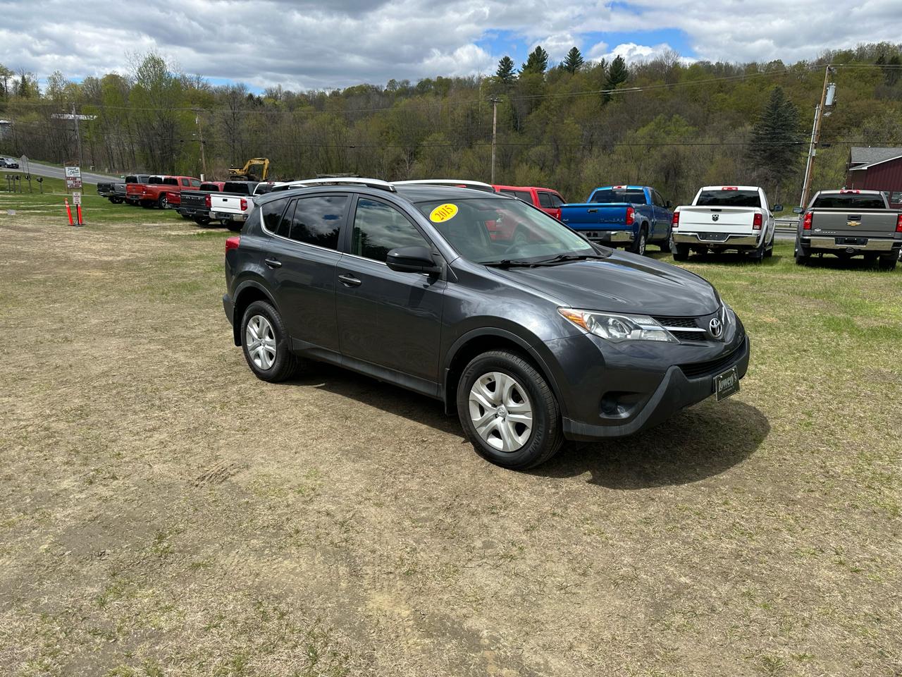Toyota RAV4 AWD 4dr LE (Natl) 2015